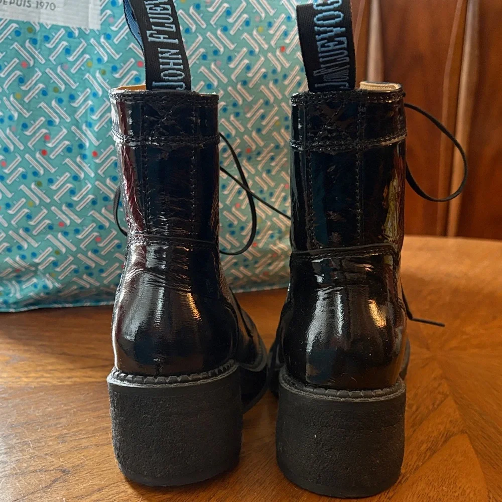 John Fluevog Tardy Crepe Soled Derby Boots - brand new! - Picture 5 of 5